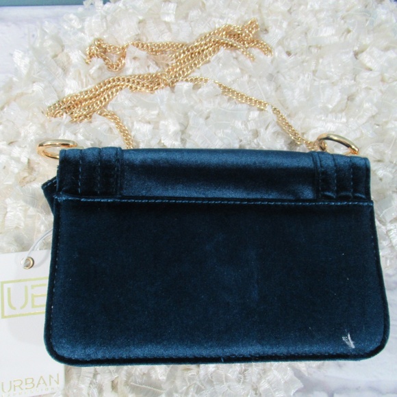 Urban Expressions 'Acadia' Teal Velvet Crossbody - Picture 2 of 6